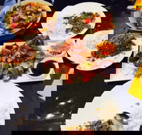 Sandok Kawali - Book Restaurant