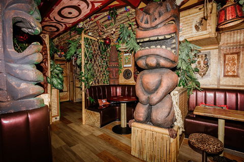 The Luwow - Book Restaurant 0
