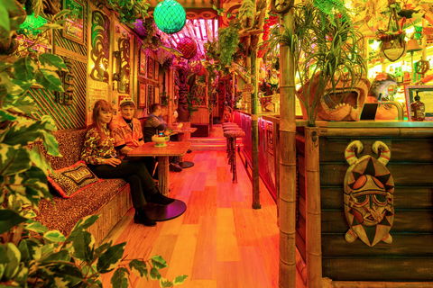 The Luwow - Book Restaurant 1