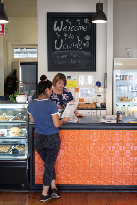 Unwind - Book Restaurant 0