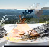 The Edge Cafe Bar and Restaurant - Book Restaurant