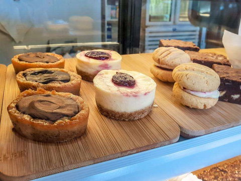 Amo Gelato Caffe - Book Restaurant 0
