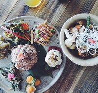 Neko Neko - Book Restaurant