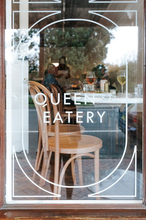 Queen St Eatery And Wine Bar - Book Restaurant 1
