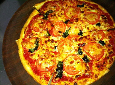 L'angolo - Book Restaurant 0