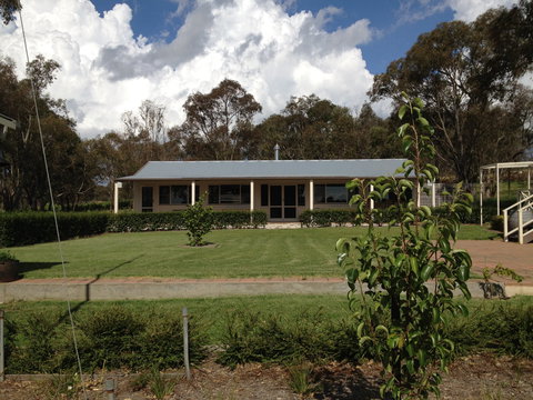 Mortimer's Wines Schoolhouse Cellar Door - Book Restaurant 2