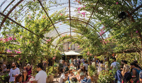 The Grounds Of Alexandria - Book Restaurant 2