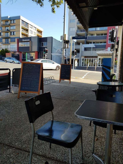 Corner Cafe 26 - Book Restaurant 0