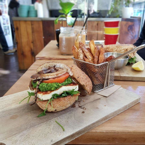 Heart & Soul - Book Restaurant 0