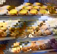 Master Chang's Bakery - Thornlie - Book Restaurant