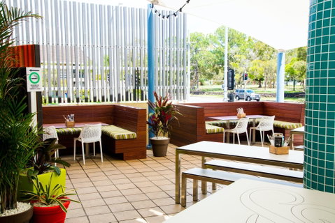 Thistle Bar - Book Restaurant 0