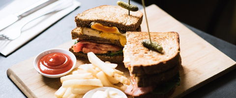 5five - Book Restaurant 0