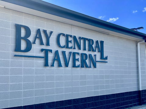 Bay Central Tavern - Book Restaurant 2