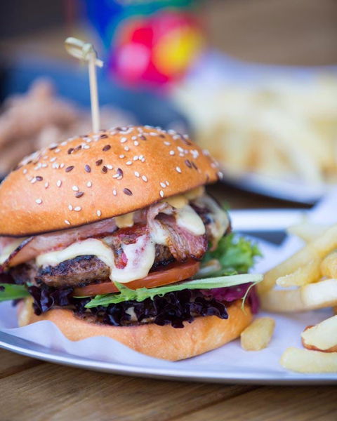 Mama's Kitchen - Book Restaurant 0