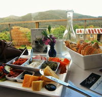 Hartzview Vineyard Cafe - Book Restaurant