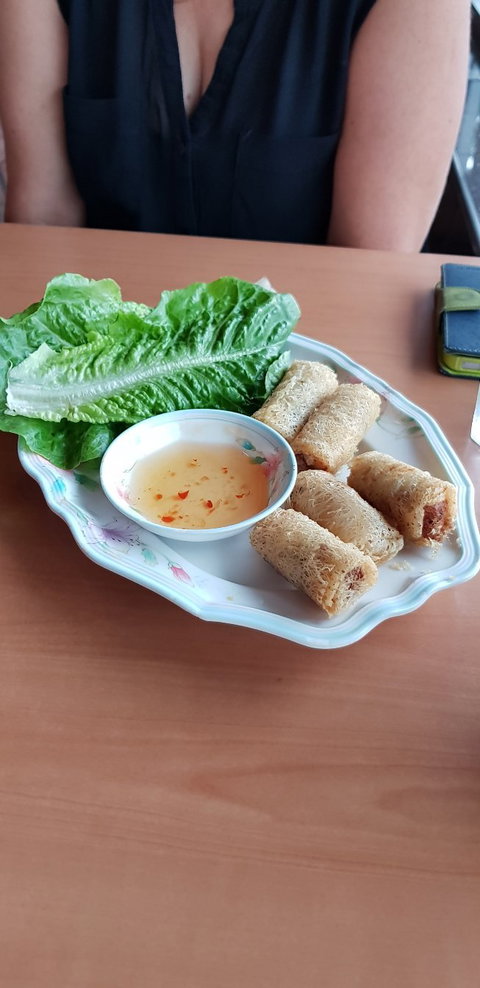 Vietnamese Saigon Star - Book Restaurant 26