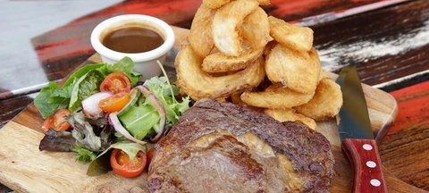 Lola's Pergola Darwin - Book Restaurant 2
