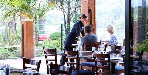 La Piazza - Book Restaurant 28
