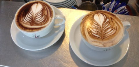 Cafe Del' Art - Book Restaurant 0
