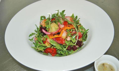 Feel Goodz Gourmet - Book Restaurant 10