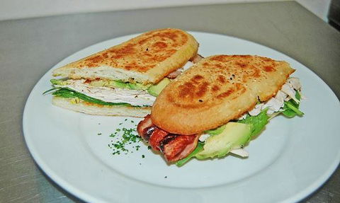 Feel Goodz Gourmet - Book Restaurant 7