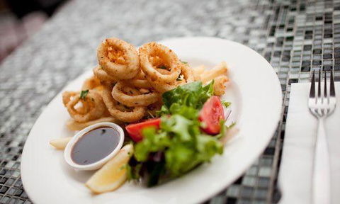 The Killer Tomato Pizzeria - Book Restaurant 7