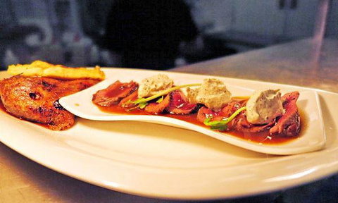 Gilligans Beachside Cafe - Book Restaurant 6