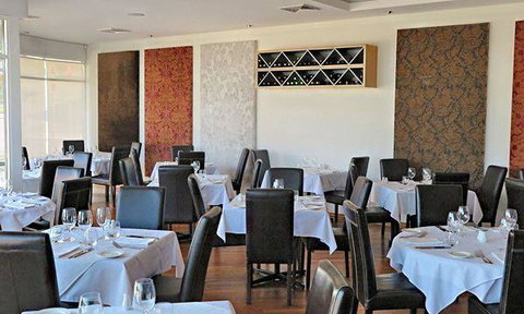 Gilligans Beachside Cafe - Book Restaurant 7