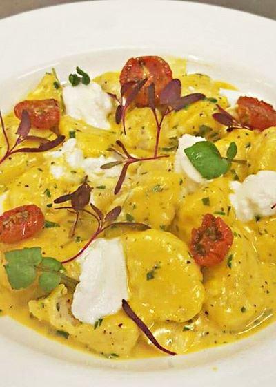 Gilligans Beachside Cafe - Book Restaurant 8