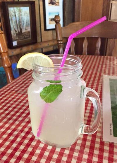 Rollonin Cafe - Book Restaurant 0