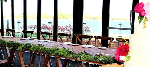 The Old Brewery - Book Restaurant 3