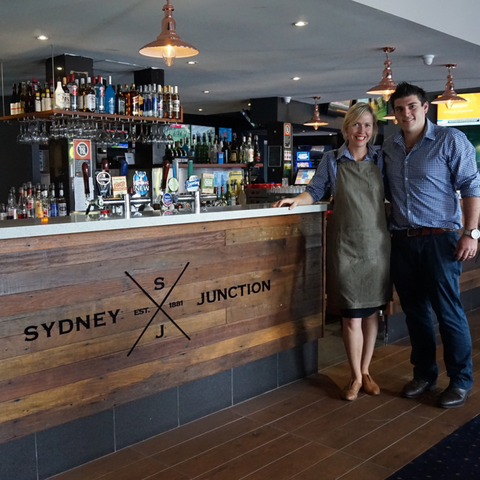 Sydney Junction Hotel - Book Restaurant 0