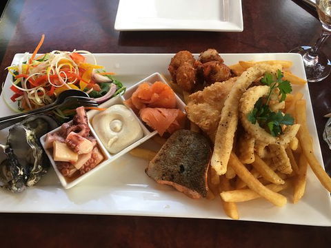 Stanley Hotel Bistro - Book Restaurant 0