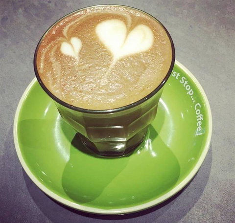 Daily Bean Cafe - Book Restaurant 22