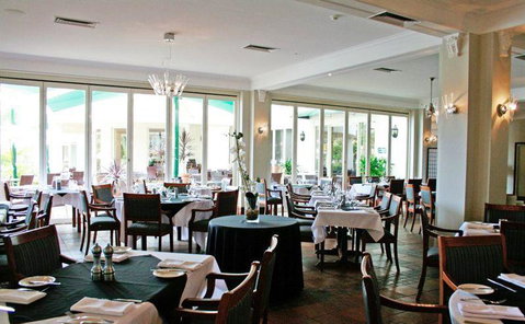 Jayliano's - Book Restaurant 6