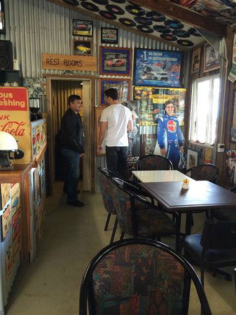 Pitstop On Mt Mee - Book Restaurant 0