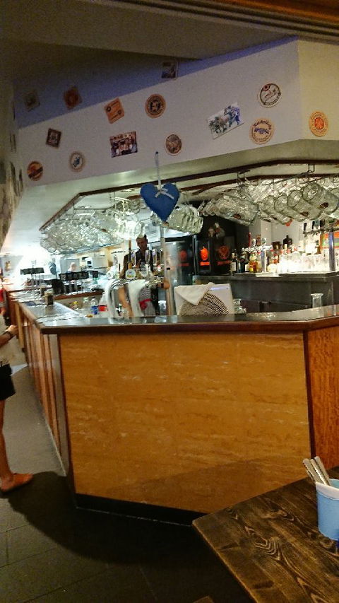 Bavarian Beer House - Book Restaurant 4