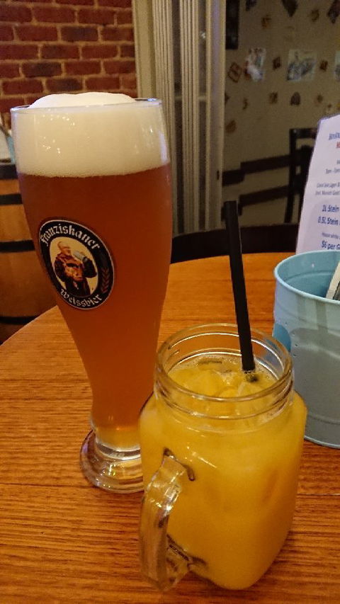 Bavarian Beer House - Book Restaurant 6