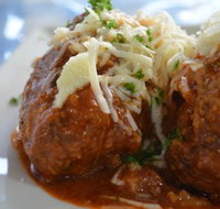 Manolis Greek Taverna - Book Restaurant