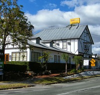 Canungra Hotel - Book Restaurant