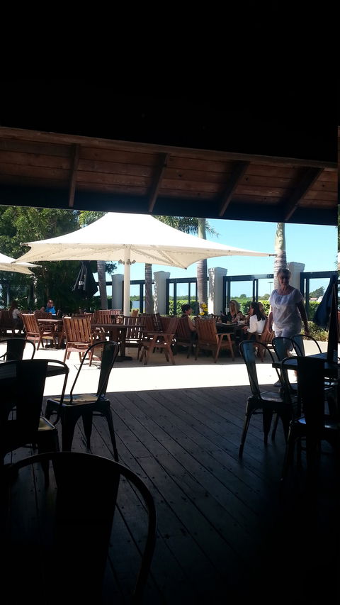 Harrigan’s Drift Inn - Book Restaurant 7