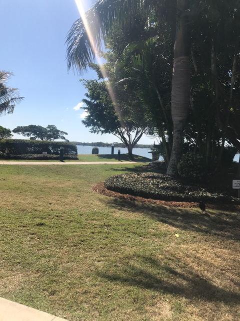 Harrigan’s Drift Inn - Book Restaurant 8