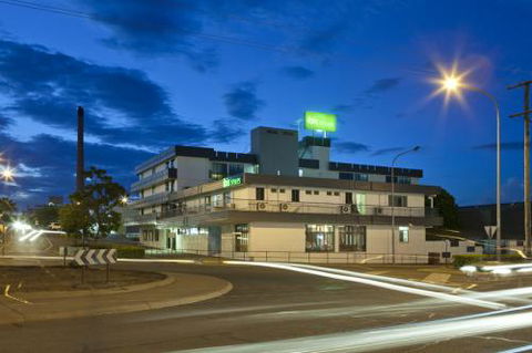 Ibis Styles Mount Isa Verona - Book Restaurant 0