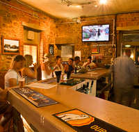 Belmore Hotel Scone - Book Restaurant