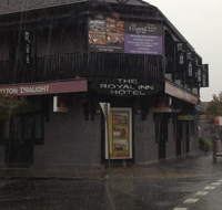 Royal Inn Hotel Waratah - Book Restaurant