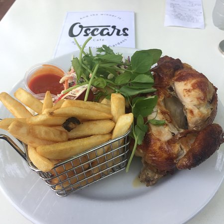 And The Winner Is Oscars - Book Restaurant 0