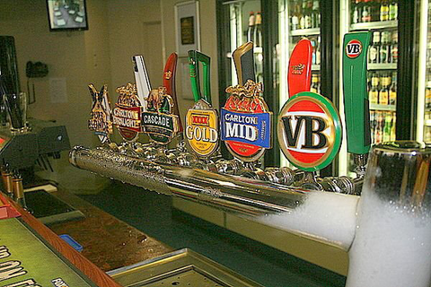 Parkhurst Tavern - Book Restaurant 2