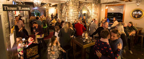 Eumundi Imperial Hotel - Book Restaurant 2