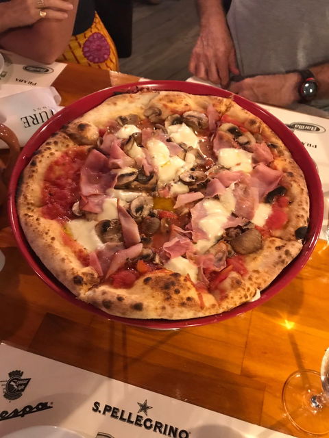 Italian Marina Pizza Restaurant - Book Restaurant 3