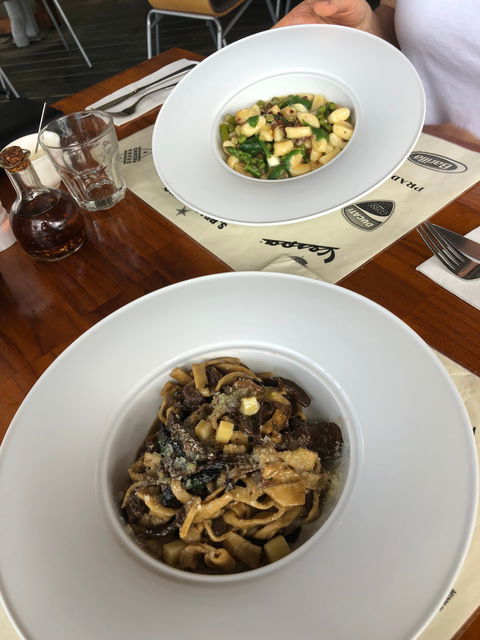 Italian Marina Pizza Restaurant - Book Restaurant 5